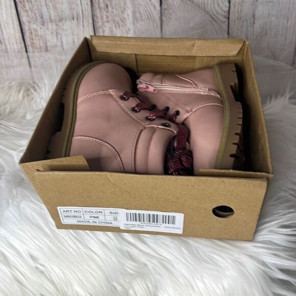 KIDS Pink WaterProof Stamerz Boots - Picture 1 of 4
